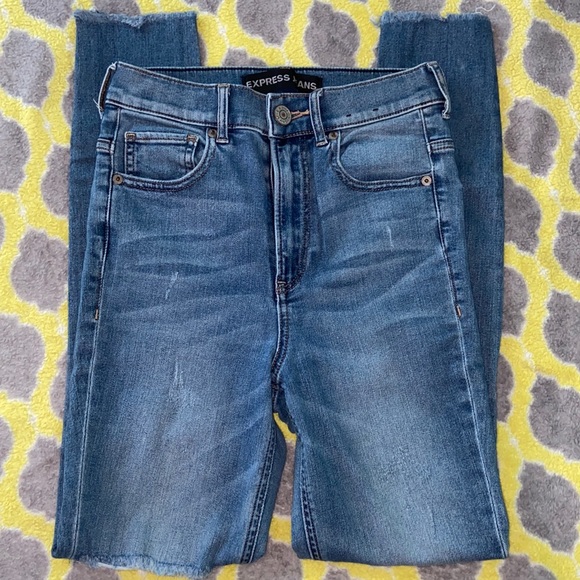 EXPRESS Ankle High Rise Jeans - Picture 2 of 4